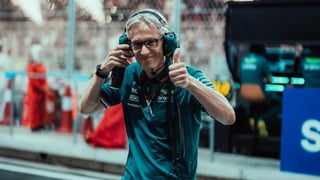 Aston Martin recula con Fernando Alonso