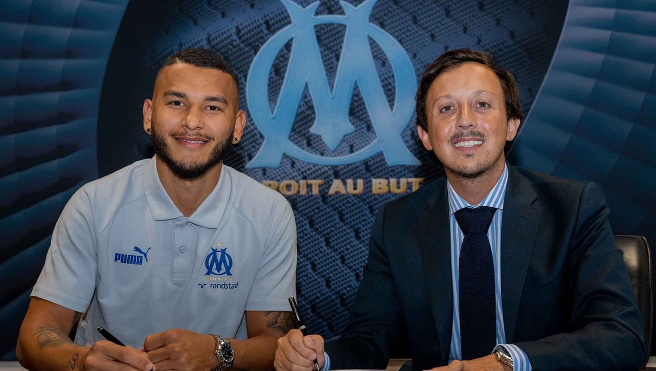 La letra pequeña del contrato de Luis Suárez con el Almería