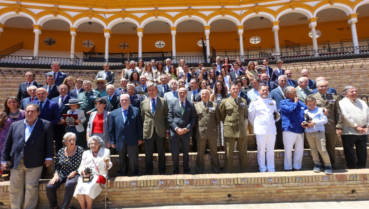 Los ganadores de la 38ª Exhibición de Enganches recogen sus trofeos en la Real Maestranza de Caballería 