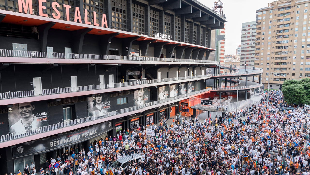 El Valencia-Real Madrid podría jugarse...¡sin público!