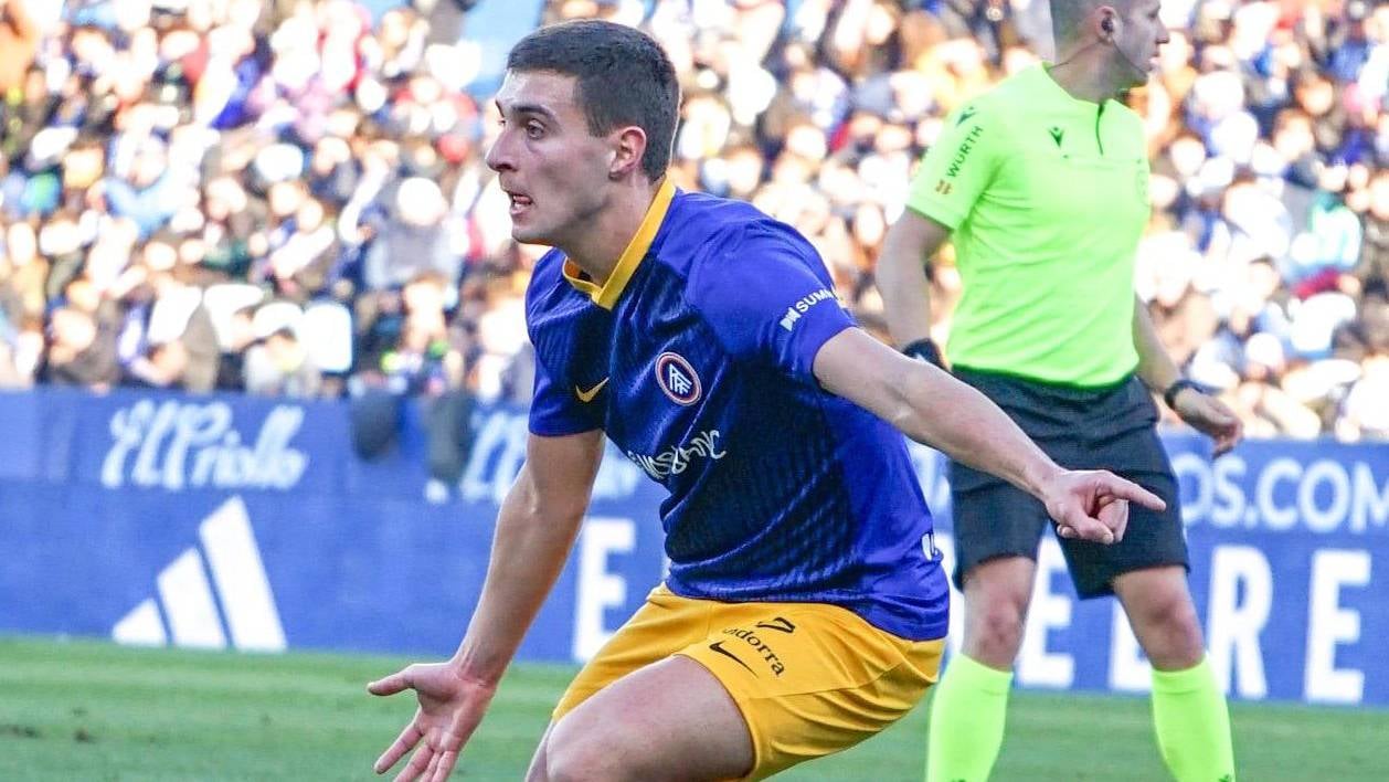 El Andorra sigue K.O. pese a Karrikaburu y Piqué le da un tirón de orejas