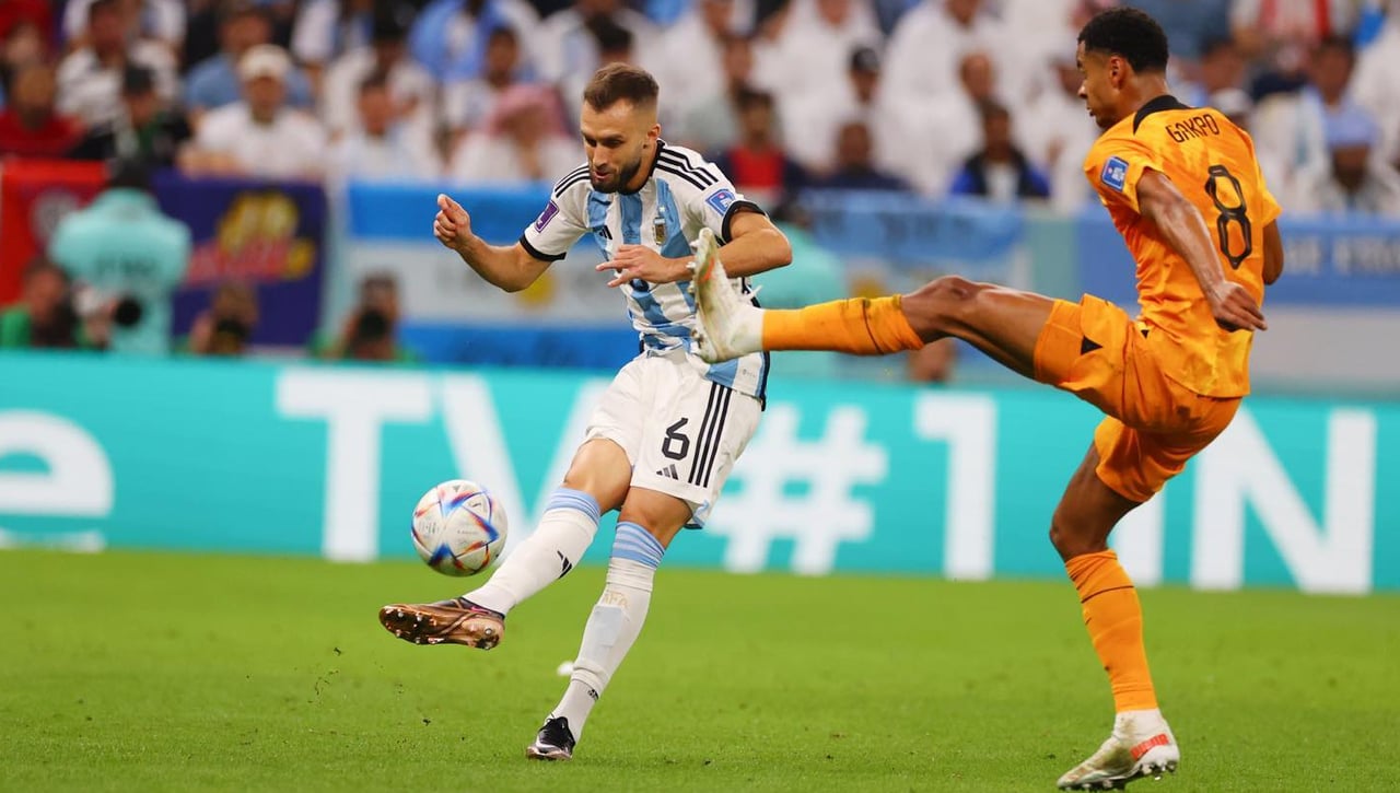 Pezzella escupe "un veneno tremendo" inoculado por Mateu Lahoz