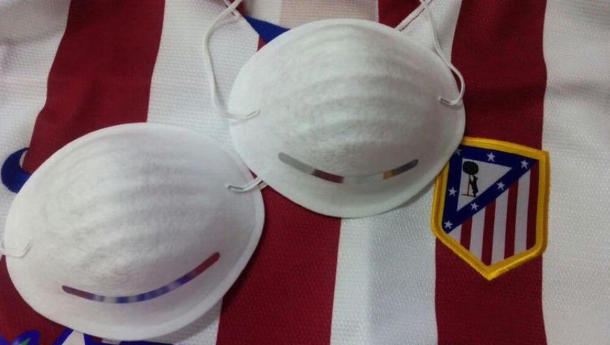 LaLiga reacciona con denuncias y detenciones al uso de mascarillas para insultar a Vinícius en el derbi Atlético - Real Madrid