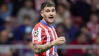 La llegada de Javi Galán aumenta la competencia en la defensa de Osasuna