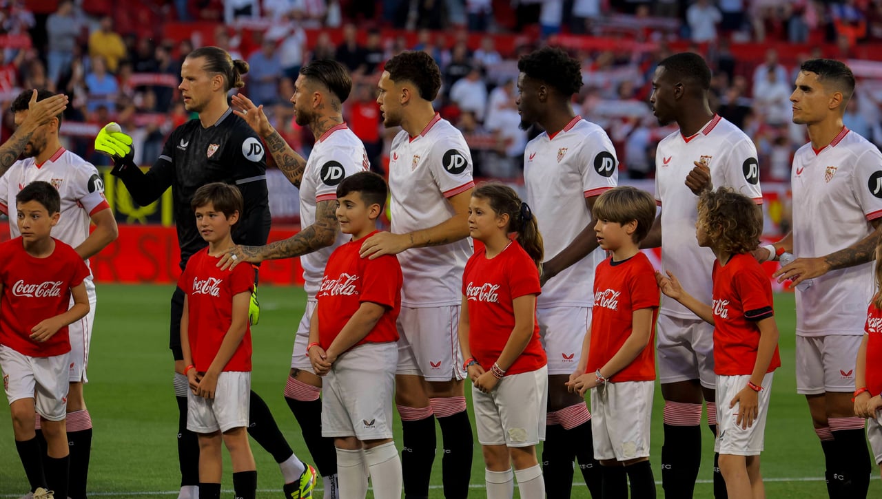 Puntos uno a uno del Sevilla FC en casa frente al Granada CF en LaLiga: Resiste, pega y 'mata'