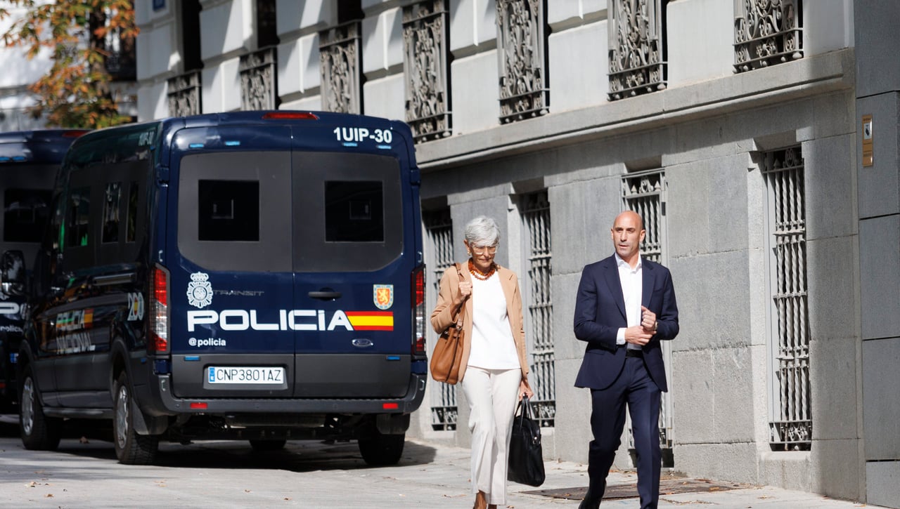 Luis Rubiales responde a Jenni Hermoso