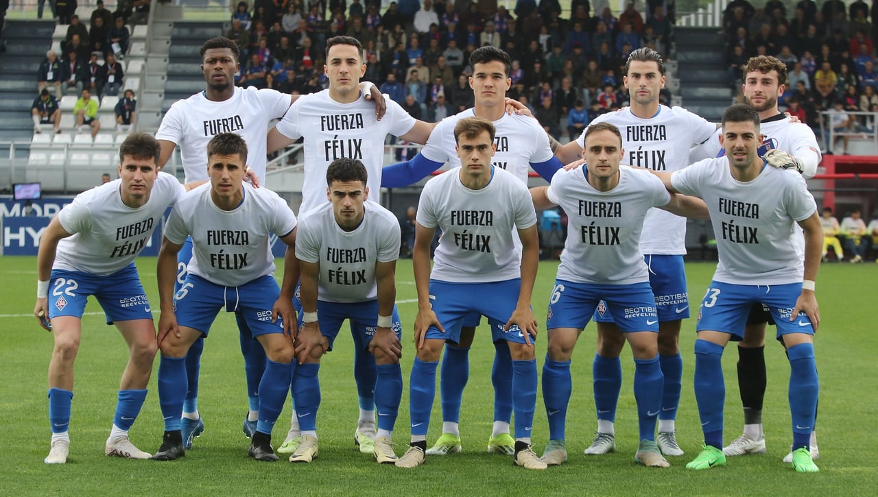 El bonito gesto del Amorebieta con Félix Garreta, del Betis