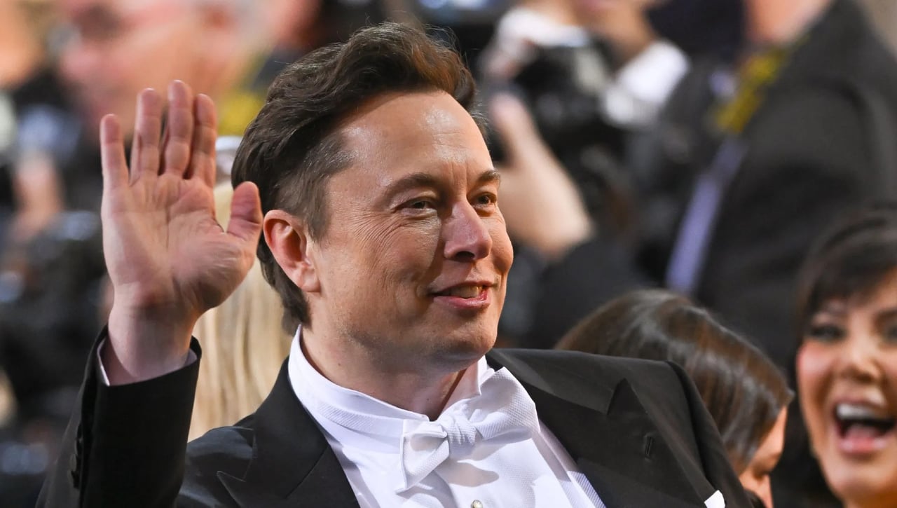 Elon Musk, dueño de Tesla, la vuelve a liar en redes