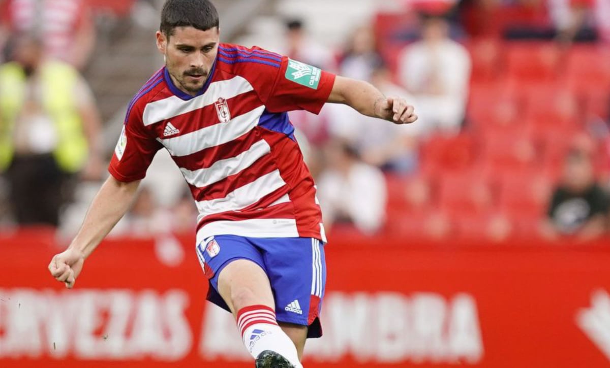 El Granada confirma la intervención quirúrgica de Sergio Ruiz