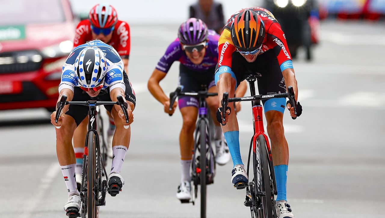 Poels se lleva la etapa y Kuss abraza la victoria de La Vuelta