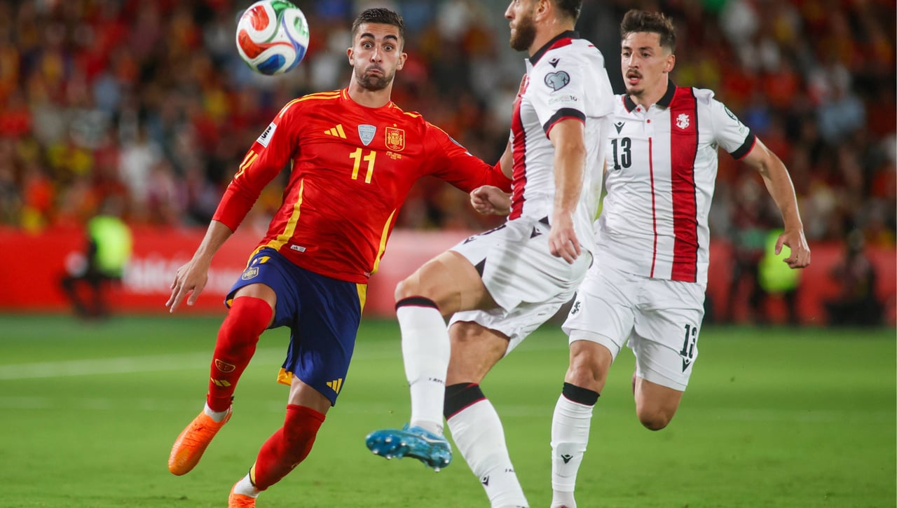 España 2-0 Georgia: Imparable hacia el Mundial