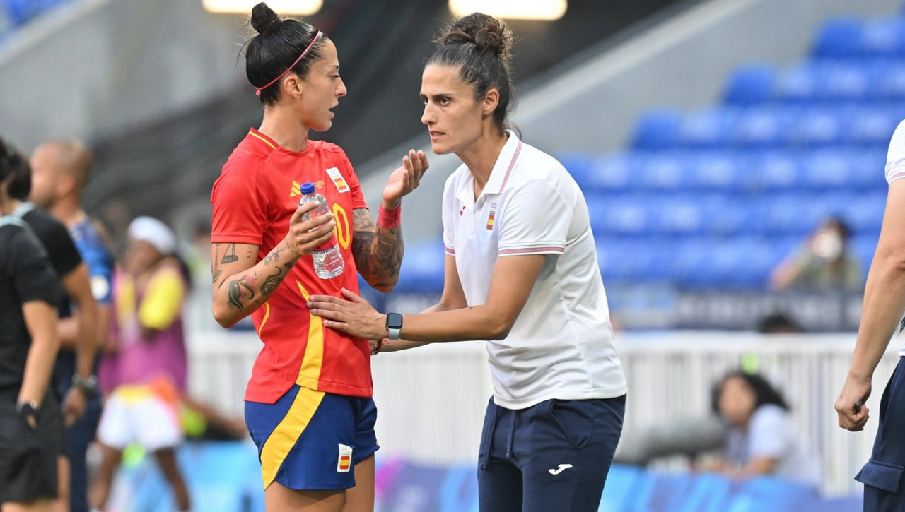 Jenni Hermoso no se corta y golpea con su respuesta a Montse Tomé