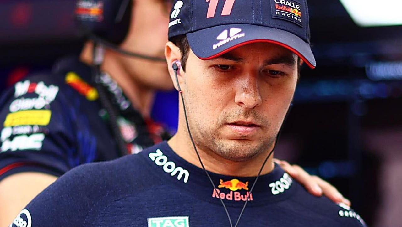 Checo Pérez estalla y Red Bull busca nuevo piloto