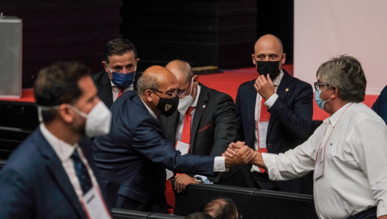 La gente "nueva, joven y solvente" que va ayudar a Del Nido "a construir el Sevilla del futuro"