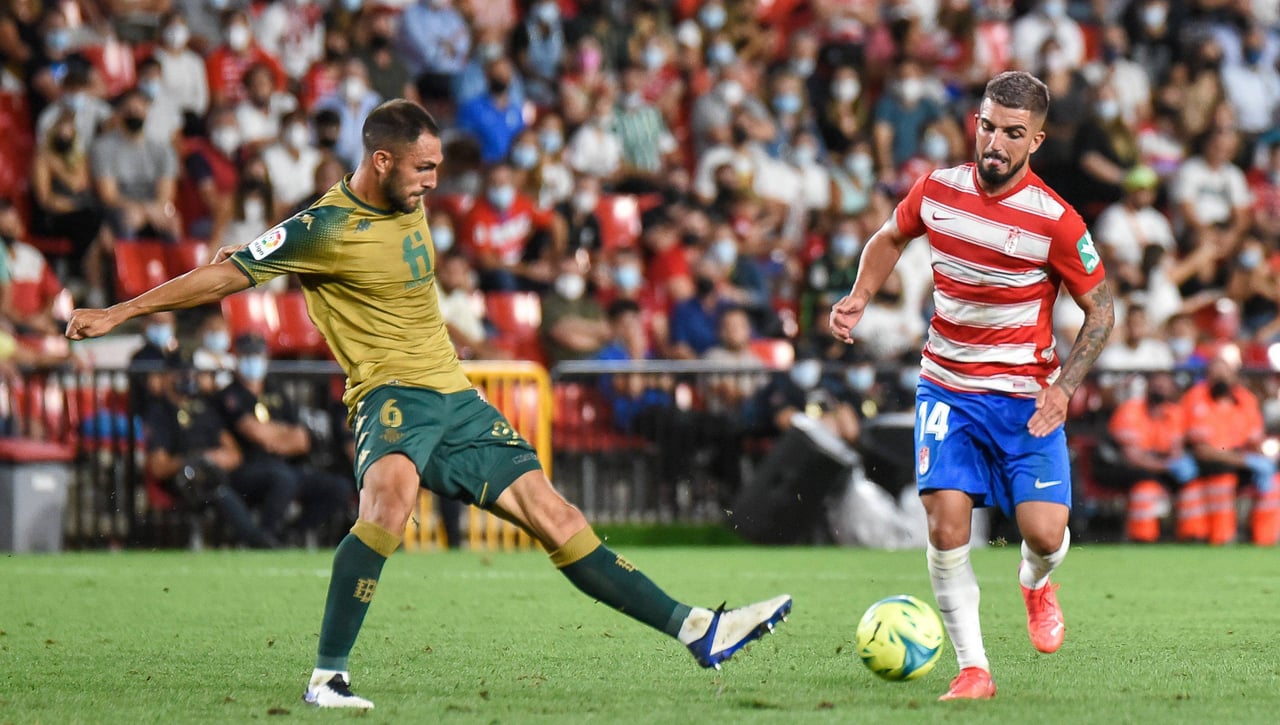 Oficial: vuelve Víctor Ruiz