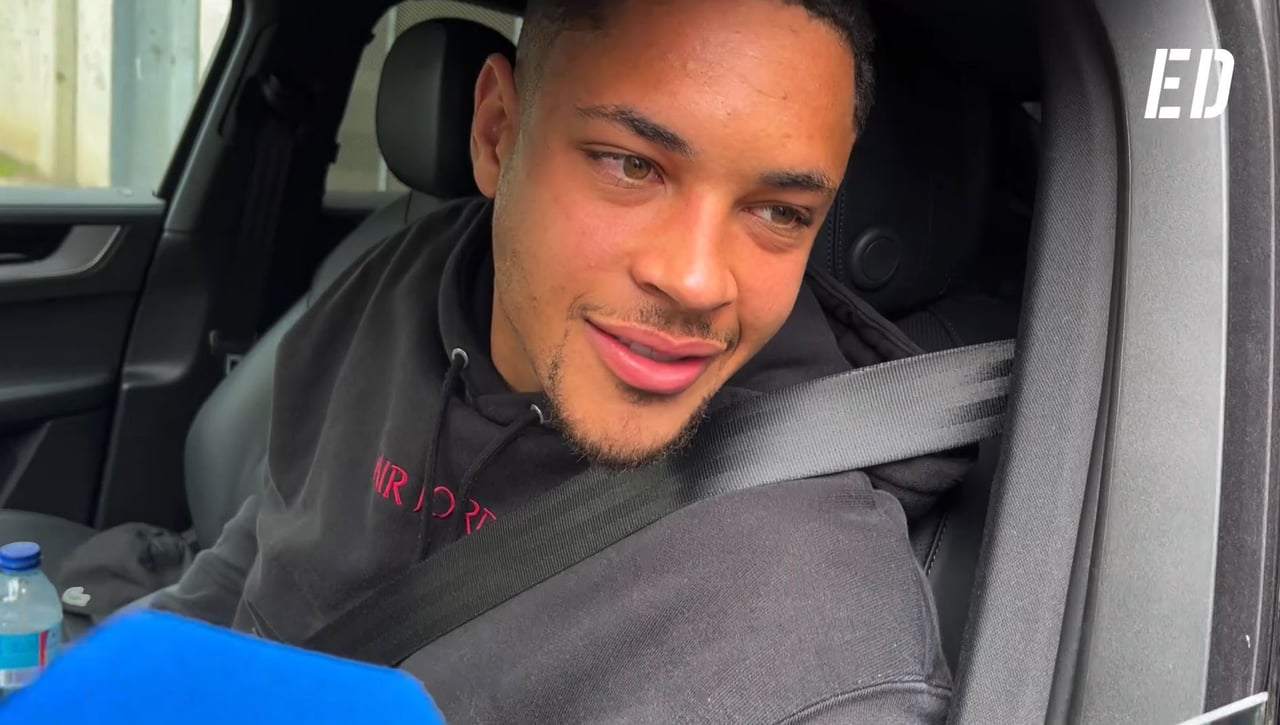 El Betis hace oficial el traspaso de Vitor Roque con una fría despedida