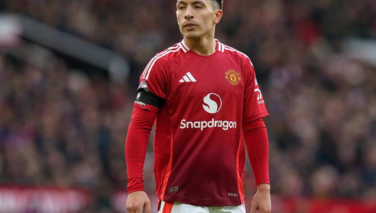 Lisandro Martínez está de vuelta tras ocho meses de calvario