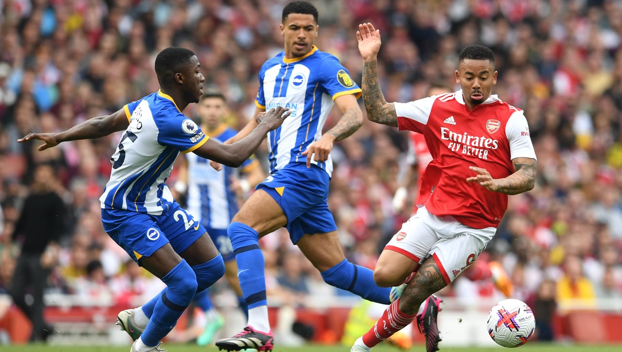 El Arsenal deja en bandeja el título de la Premier League para el Manchester City