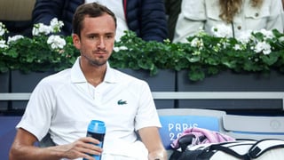 Medvedev ataca ahora a Jannik Sinner con la cocaína