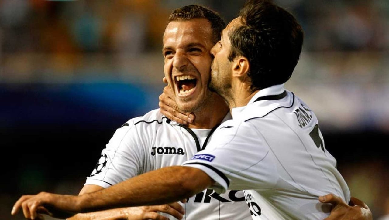 "La condición era que no me fuera al Sevilla FC, tampoco Banega"