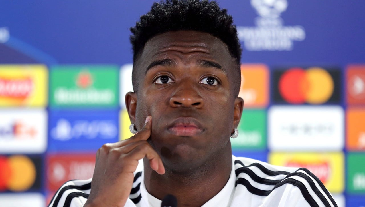 "Derrota automática" de un partido por racismo, la nueva medida de la FIFA