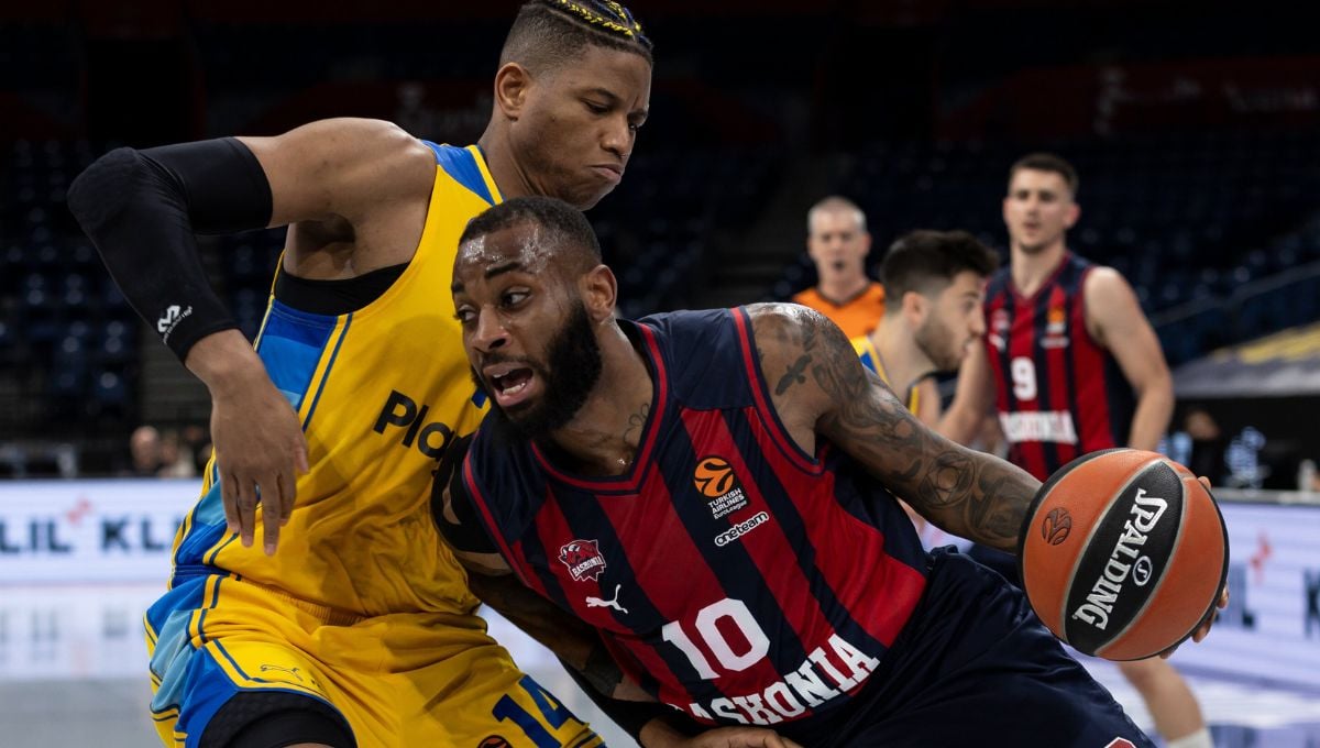 El Baskonia se queda sin red