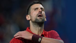 Djokovic se enfrenta a un fan en Shanghái