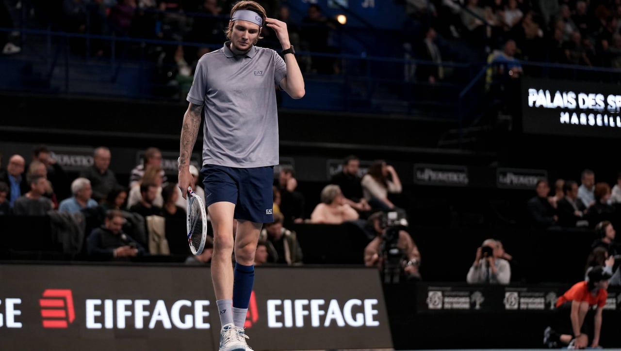 La última vergüenza de los más díscolos del tenis: "¿Quieres pelear?...nos vemos fuera en diez minutos"