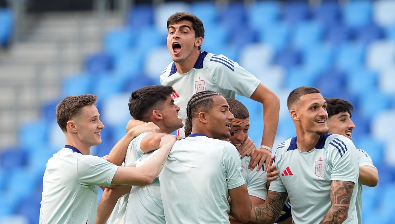 El Nápoles se piensa seriamente lo de Juanlu