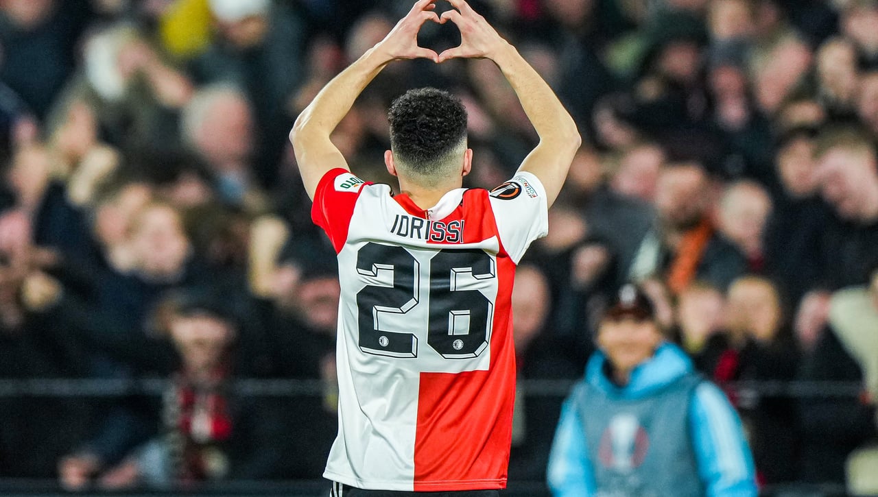 El festival de Idrissi con el Feyenoord y su 'toque' al Sevilla