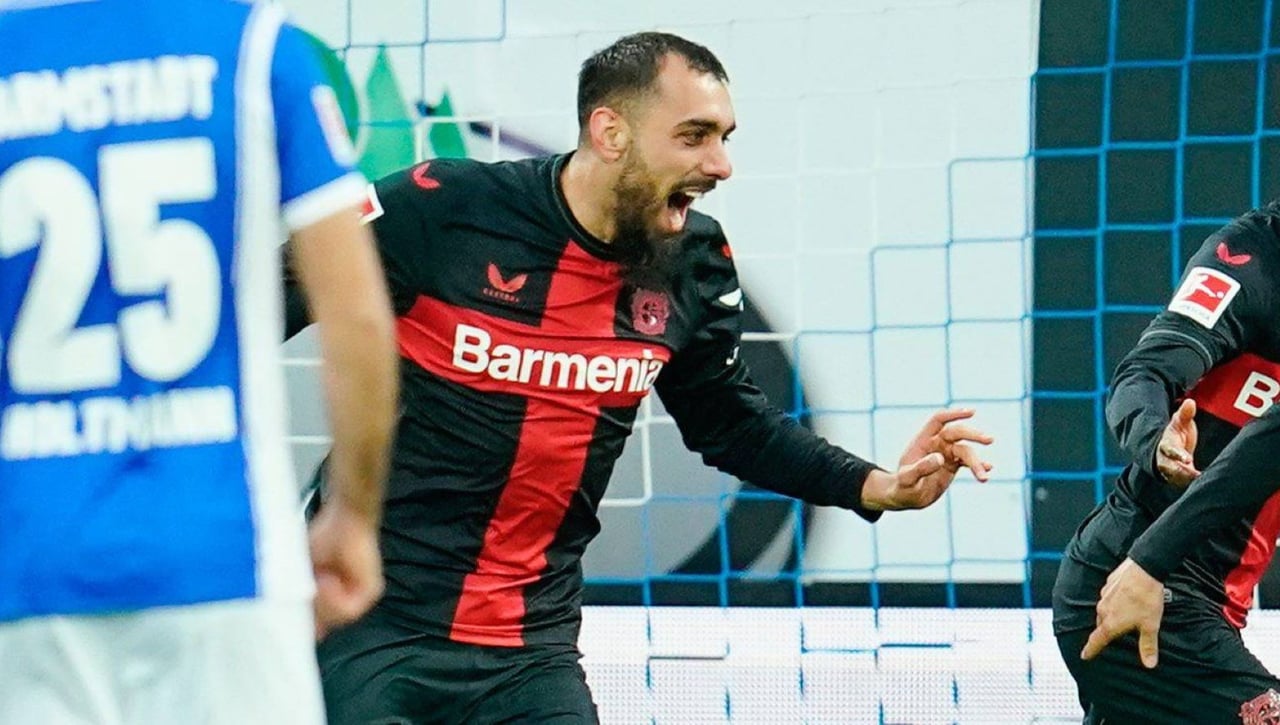 Le hace hueco a Borja Iglesias y el Betis espera