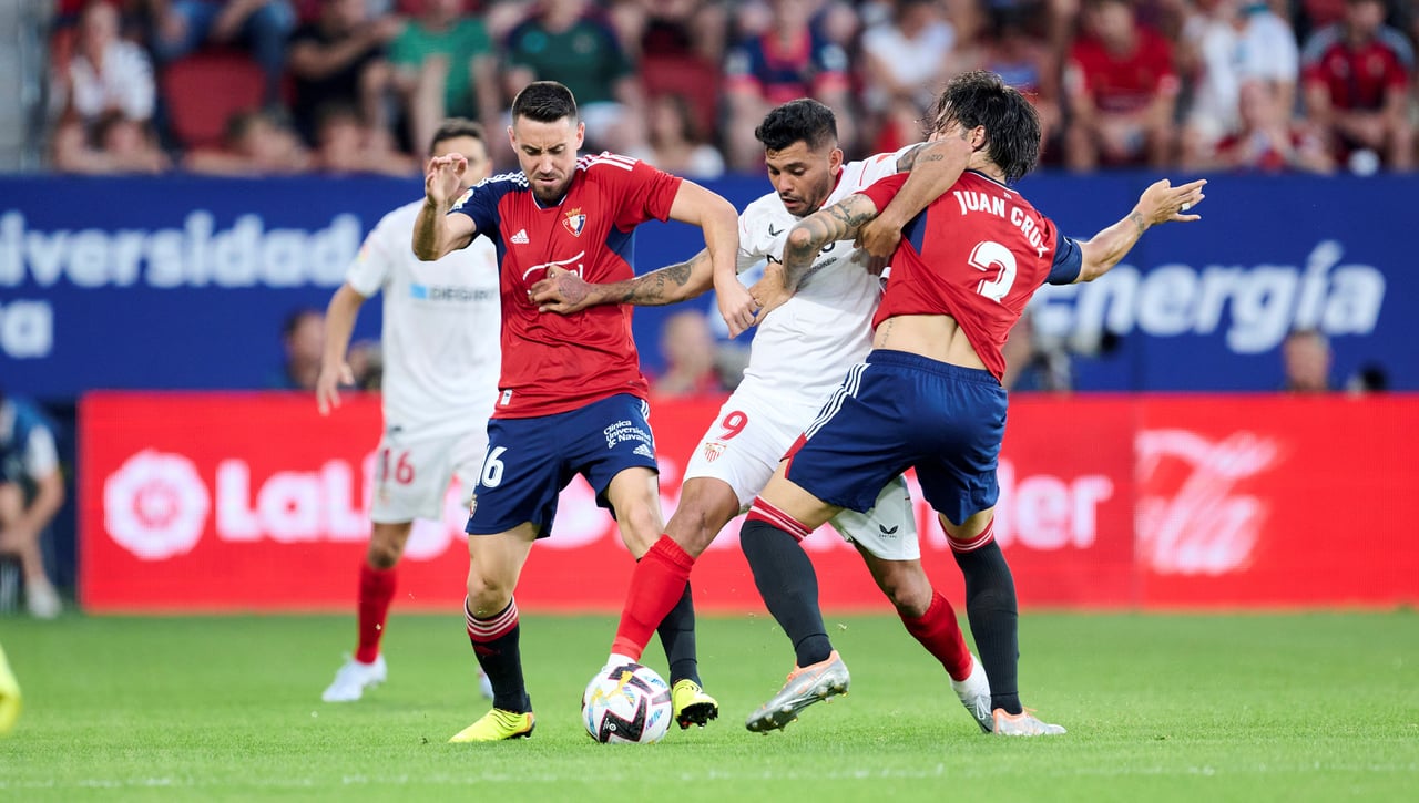 Tecatito Corona será operado y se pierde buena parte de la temporada