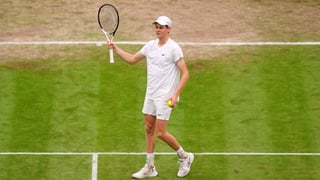 Sinner sigue arrasando, pero partirá con desventaja ante Medvedev