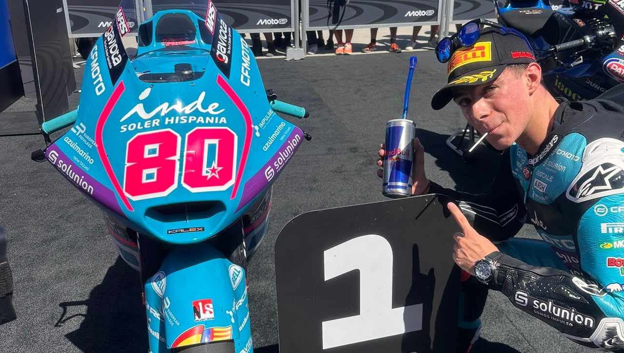 David Alonso da su primera clase magistral en Moto2