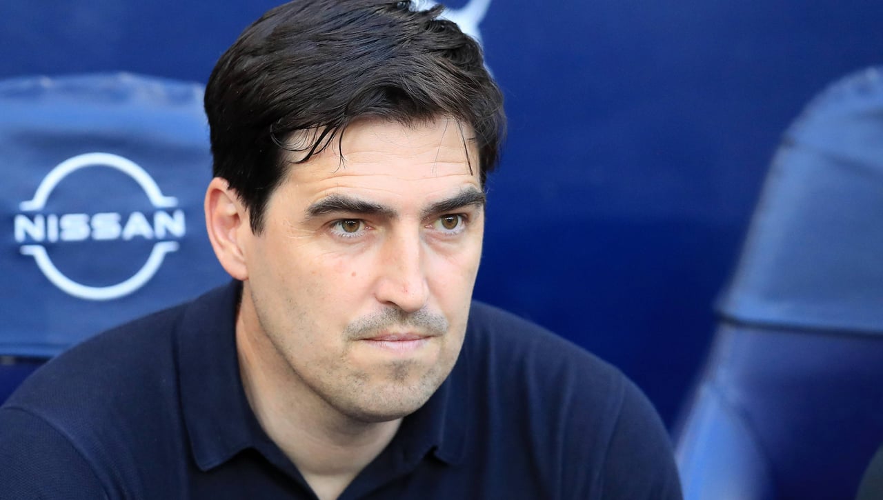 Iraola, contra las cuerdas