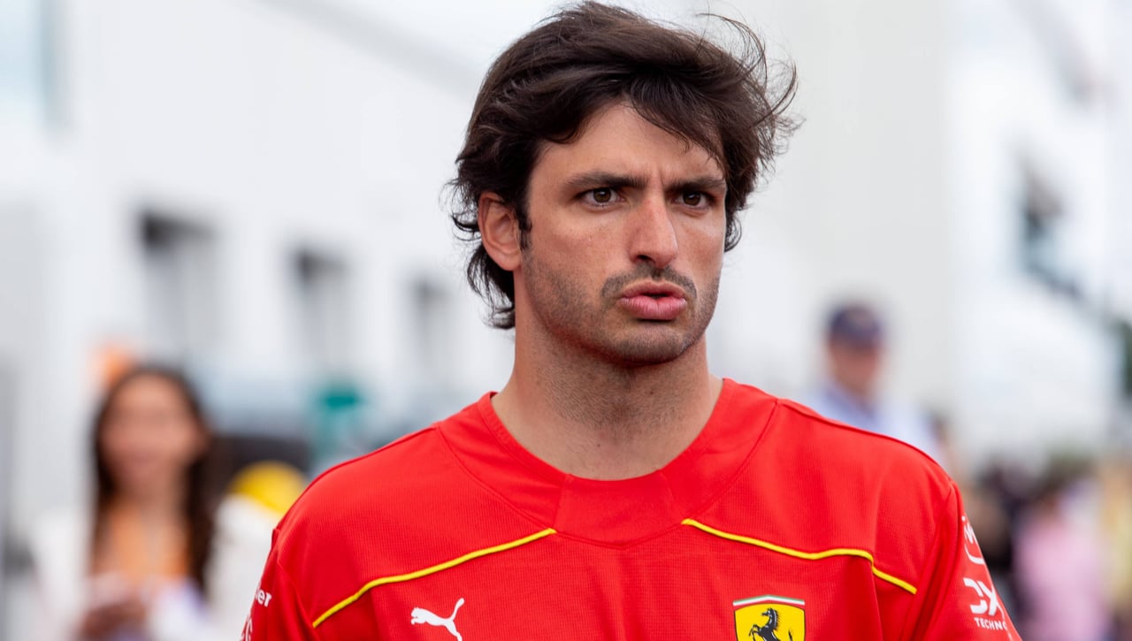 Avisa a toda la Fórmula 1 de los contactos con Carlos Sainz