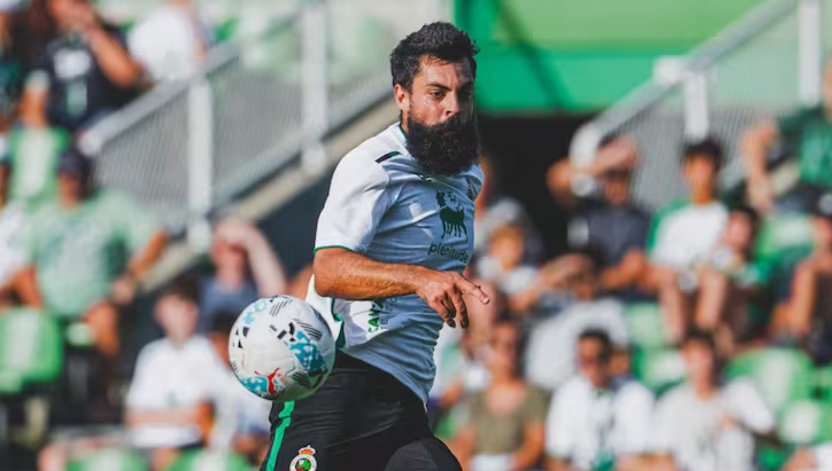 Los goles de Villalibre no pasan por alto y se postula como el jugador del mes en Segunda División