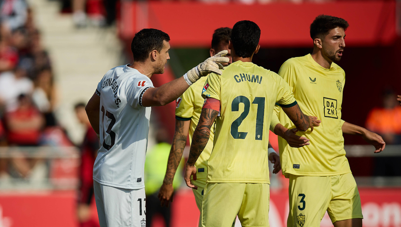 Sorpresa para Almería, Granada y Racing de Santander