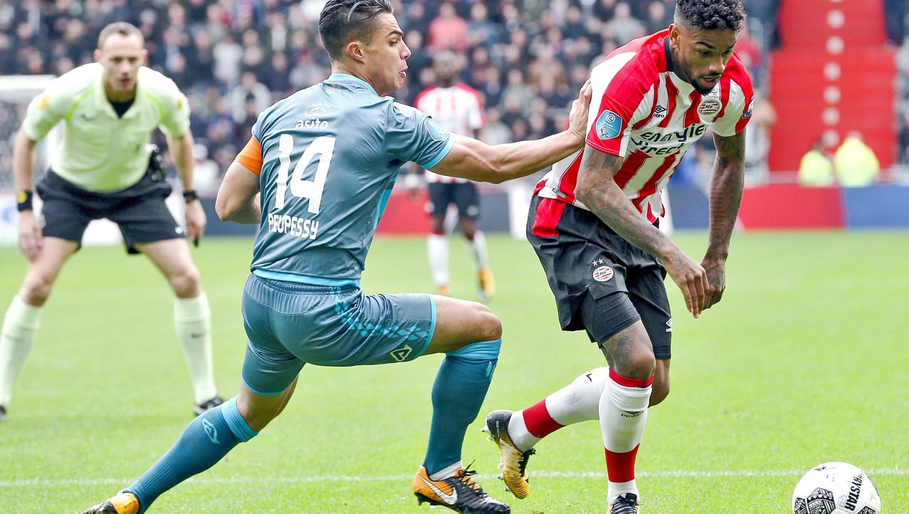 El 'nuevo' Van Nistelrooy no pasa la prueba con el Castellón y ficha por el Intercity