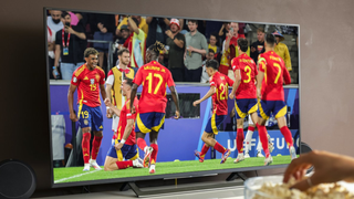 La Eurocopa, el 'fichaje' de RTVE que mete en apuros a Broncano y 'La Resistencia'