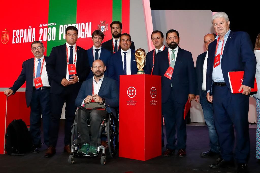 Andalucía aspira a que Sevilla y Málaga sean sedes de la candidatura del Mundial en 2030
