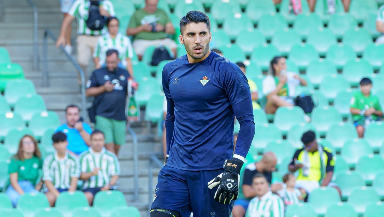 El Sporting prepara una nueva oferta por Rui Silva: las cantidades del tira y afloja