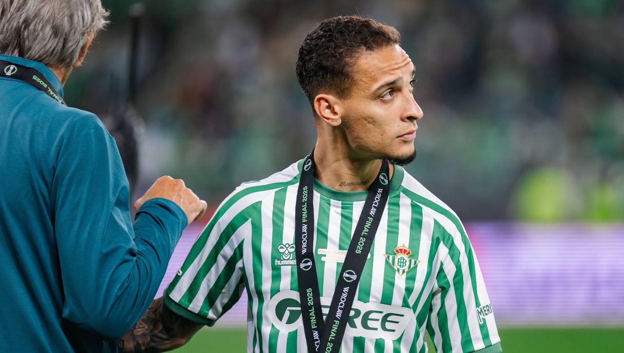 Mensajes muy béticos para Antony