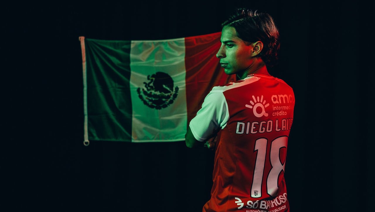 Preocupación por Diego Lainez