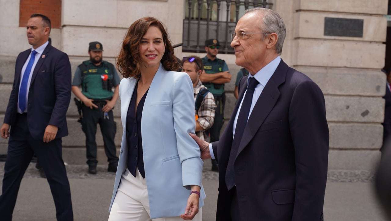 Isabel Díaz Ayuso se mete un lío con Tebas por felicitar al Real Madrid por la Superliga