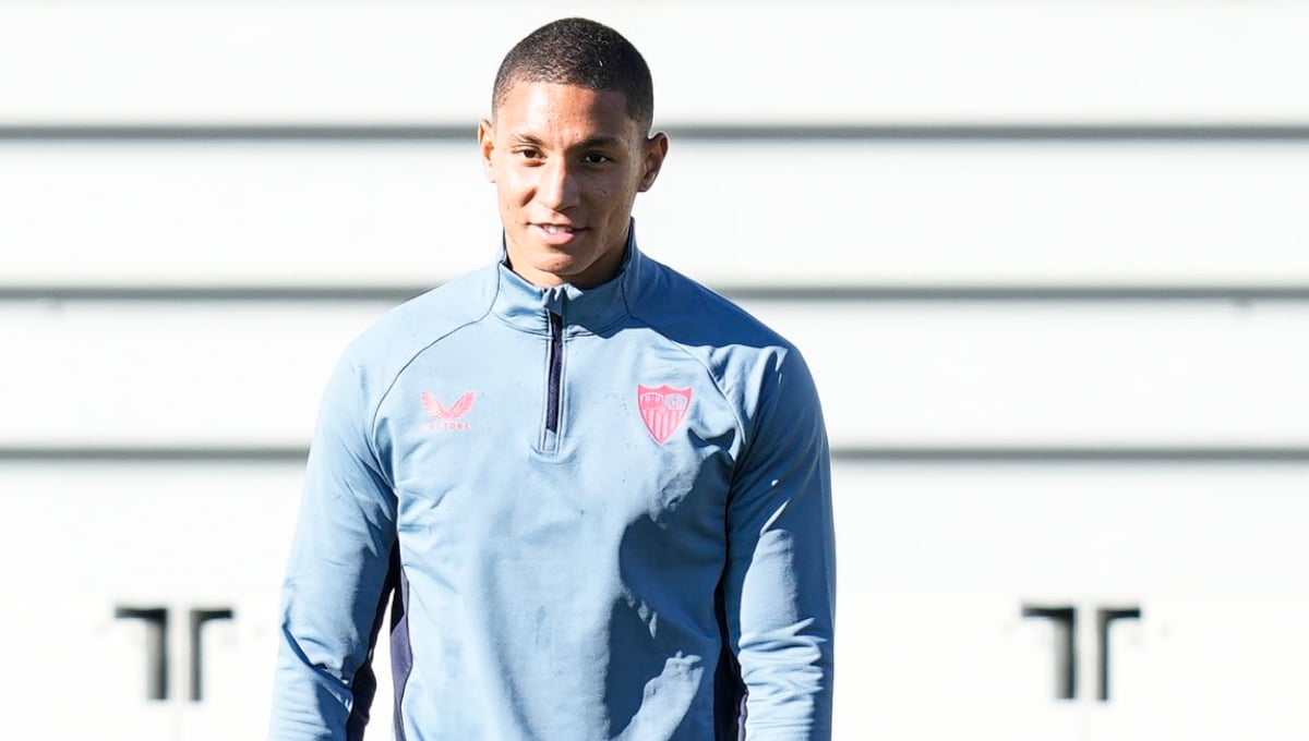 García Pimienta toma decisiones importantes en un Sevilla con 15 bajas