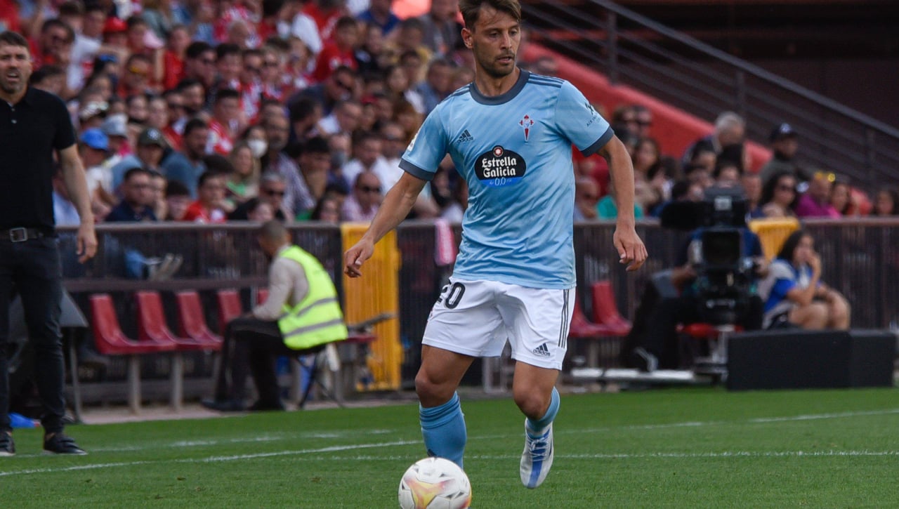 El Sporting sigue la pista a Kevin Vázquez