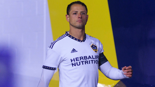 Chicharito Hernández, libre