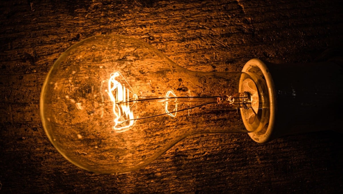 Precio de la luz, hoy jueves 5 de enero de 2023, por horas: cuándo está más barata y más cara