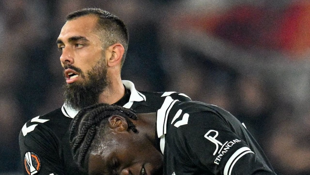 Borja Iglesias lanza un aviso